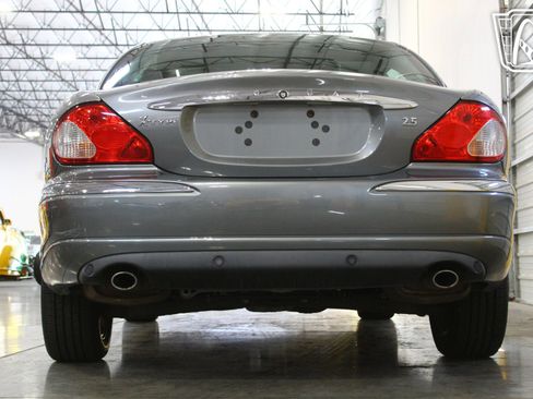 Used 2002 Jaguar X-TYPE 2.5 image 32