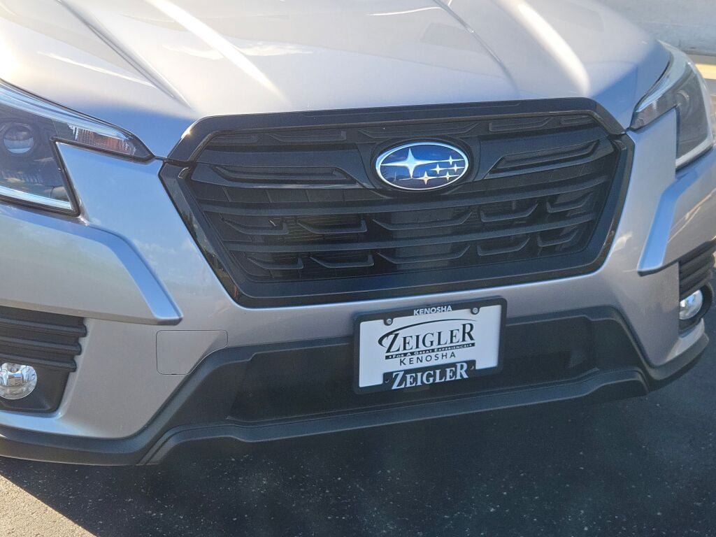 Used 2023 Subaru Forester Premium AWD/4WD image 5