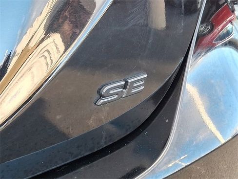 Used 2023 Toyota Camry SE image 30