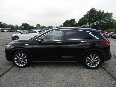 Used 2019 INFINITI QX50 Essential w/ Premium Heat Package AWD/4WD image 4