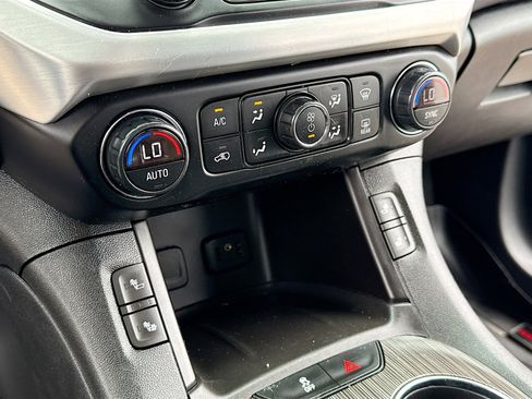 Used 2019 GMC Acadia SLT FWD image 10