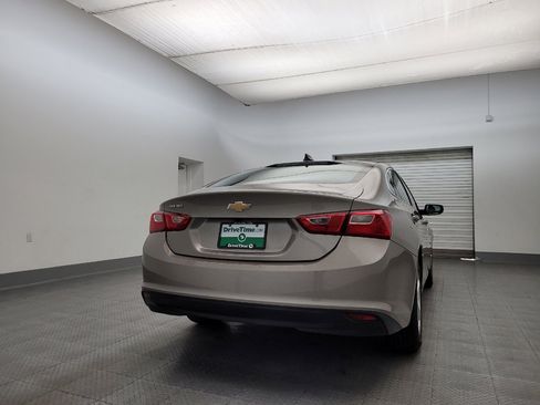 Used 2024 Chevrolet Malibu LS image 7