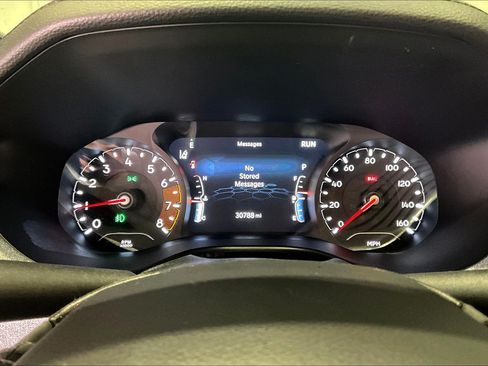 Used 2023 Jeep Compass Latitude AWD/4WD image 14
