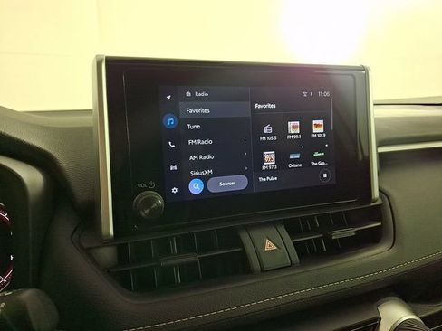 Certified 2025 Toyota RAV4 XLE w/ Convenience Package FWD image 22