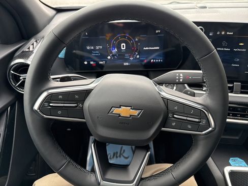 New 2026 Chevrolet Equinox LT w/ Convenience Package II image 21