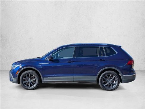 Used 2022 Volkswagen Tiguan SE image 8