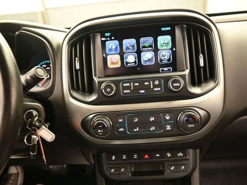 Used 2018 Chevrolet Colorado ZR2 image 10