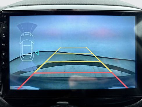 Used 2019 Jeep Compass Latitude image 10