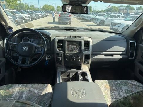 Used 2015 RAM 1500 Big Horn AWD/4WD image 16