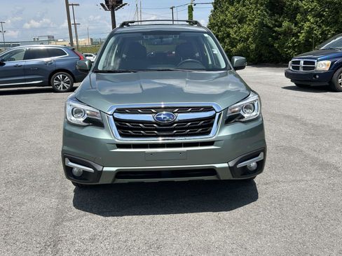 Used 2018 Subaru Forester 2.5i Touring AWD/4WD image 8
