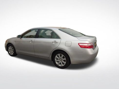 Used 2007 Toyota Camry FWD image 4