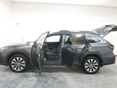Used 2023 Subaru Outback Touring XT image 30