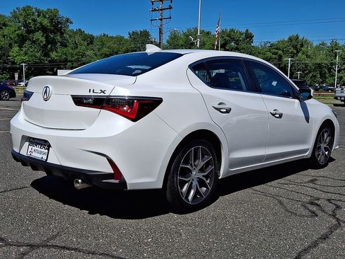 Used 2022 Acura ILX w/ Premium Package FWD image 6