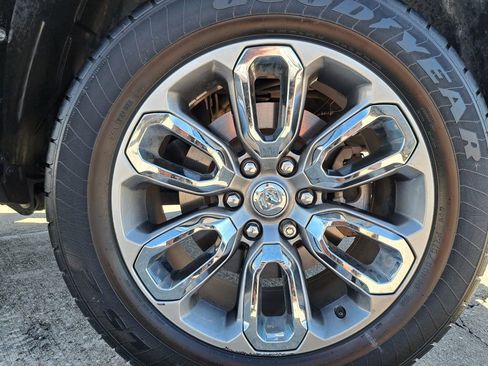 Used 2022 RAM 1500 Laramie w/ Sport Appearance Package image 25