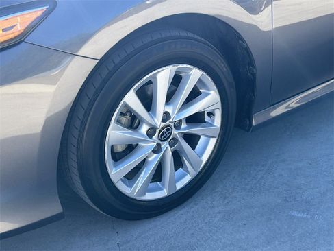 Used 2023 Toyota Camry LE image 9