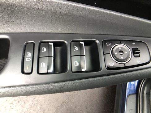 Used 2023 Hyundai Santa Fe SE w/ Cargo Package image 13