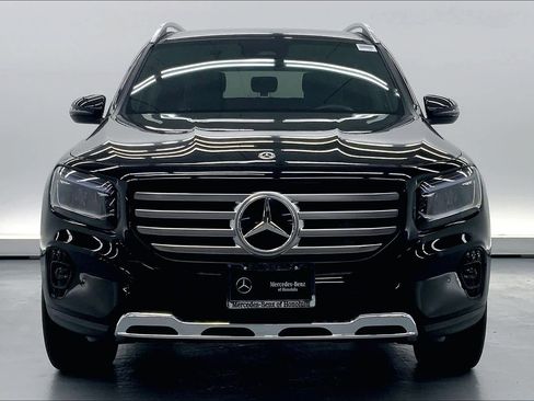 Used 2025 Mercedes-Benz GLB 250 image 7