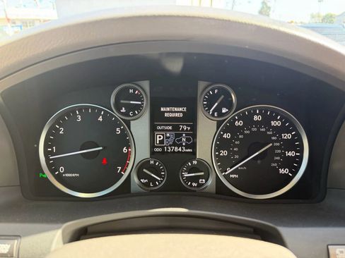 Used 2014 Lexus LX 570 4WD image 19