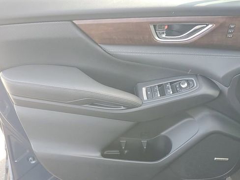 Used 2023 Subaru Ascent Touring AWD/4WD image 17