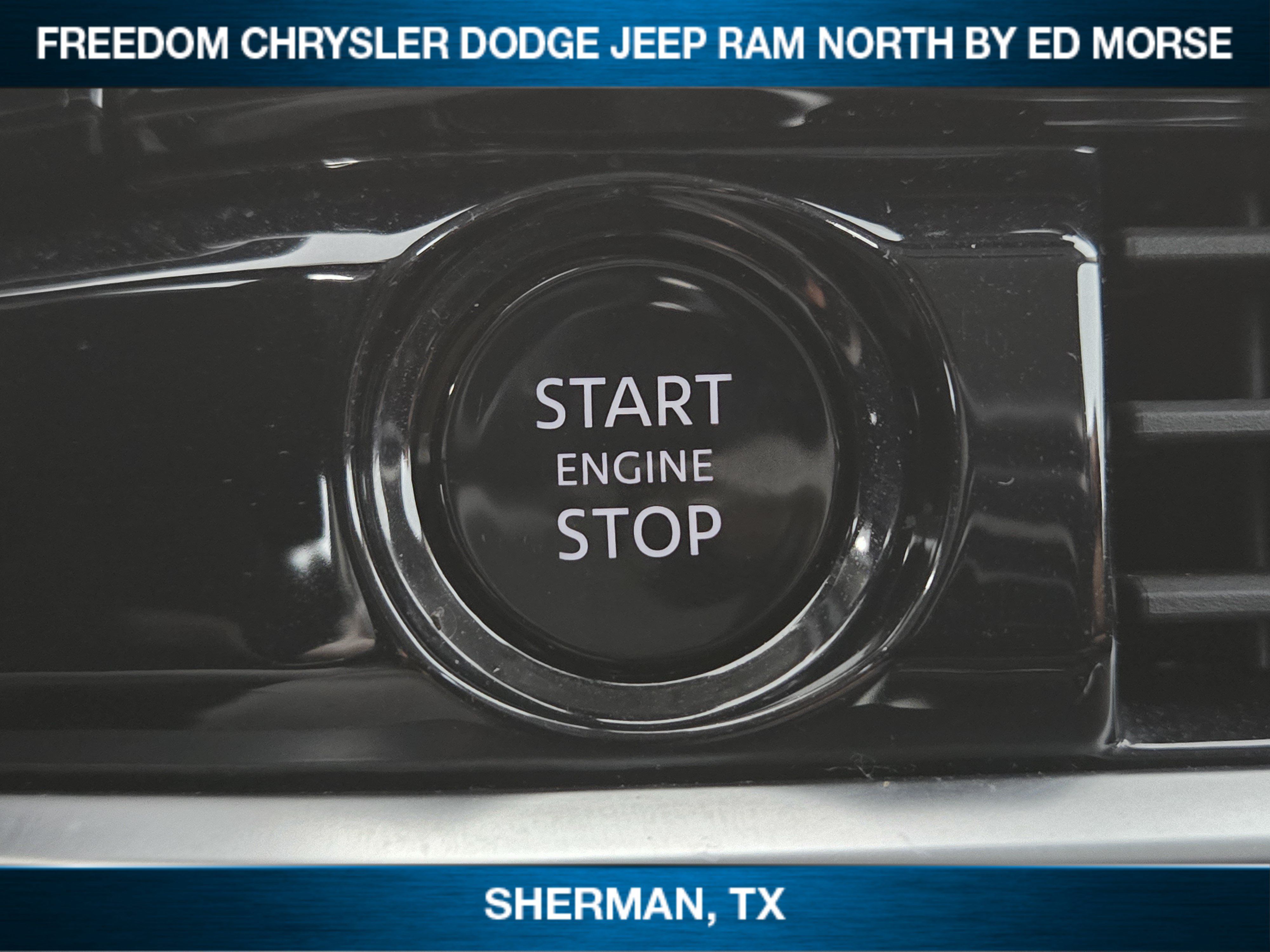 Used 2025 Nissan Pathfinder SV FWD image 15