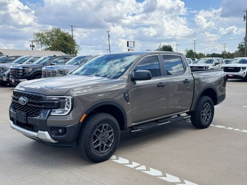 Used 2025 Ford Ranger XLT w/ Equipment Group 301A High RWD image 3