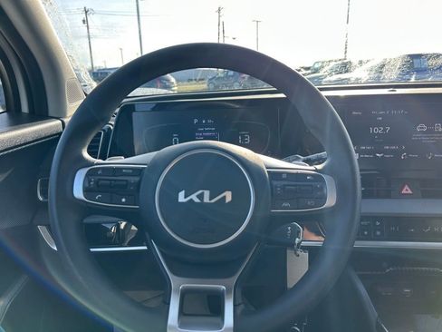 Certified 2024 Kia Sportage LX image 11
