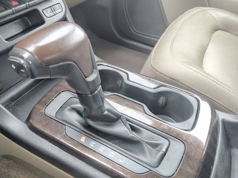 Used 2018 GMC Canyon SLT w/ Driver Alert Package RWD image 26