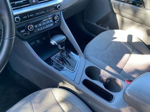 Used 2022 Kia Niro LXS w/ Digital Cluster Package FWD image 23