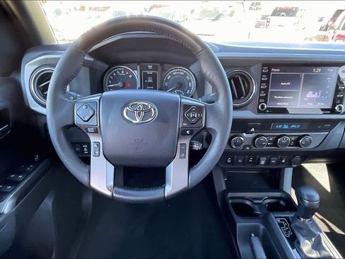 Used 2023 Toyota Tacoma TRD Off-Road image 5