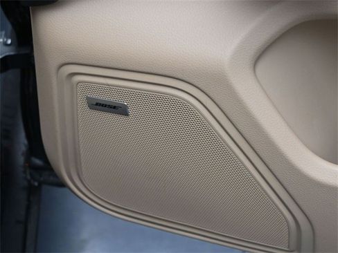 Used 2022 Porsche Macan image 34