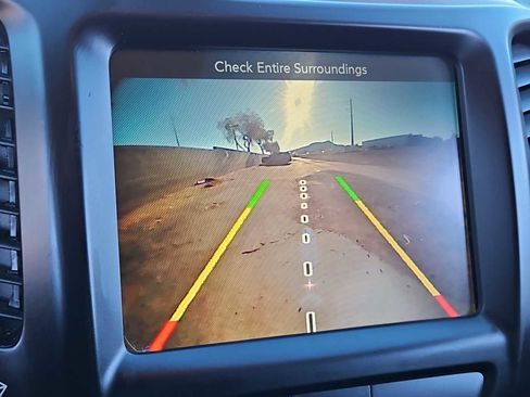 Used 2017 Jeep Cherokee Latitude image 29