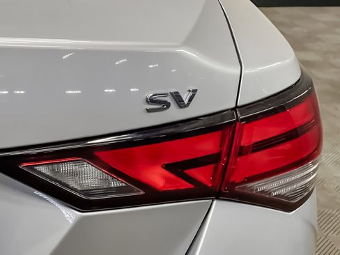 Used 2022 Nissan Sentra SV image 42