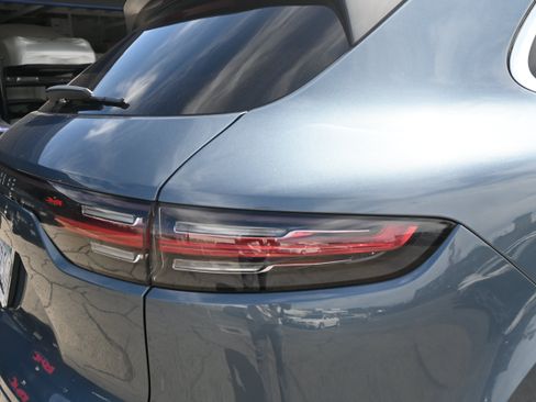Used 2019 Porsche Cayenne S AWD/4WD image 29