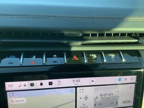 Used 2022 Jeep Grand Cherokee Summit w/ Advanced Protech Group IV image 39