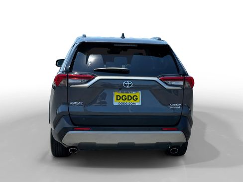 Used 2023 Toyota RAV4 Limited AWD/4WD image 4