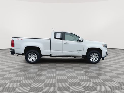 Used 2020 Chevrolet Colorado LT w/ Safety Package AWD/4WD image 9
