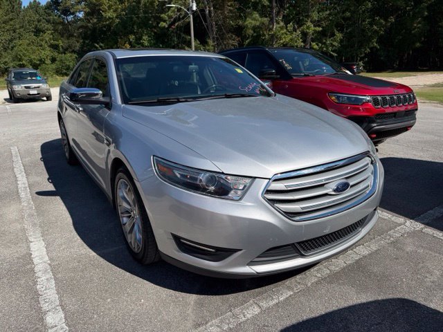 Used 2016 Ford Taurus Limited AWD/4WD image 2