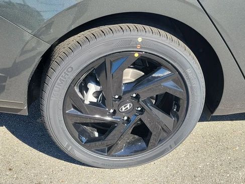 New 2026 Hyundai Elantra Sport image 22