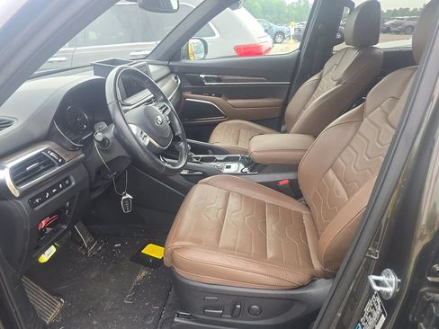 Used 2020 Kia Telluride SX w/ SX Prestige Package AWD/4WD image 3