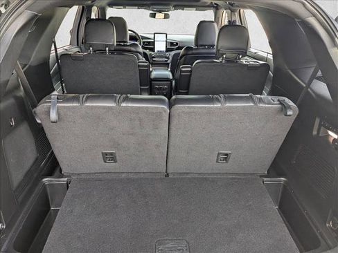 Used 2020 Ford Explorer ST w/ Premium Technology Package image 6