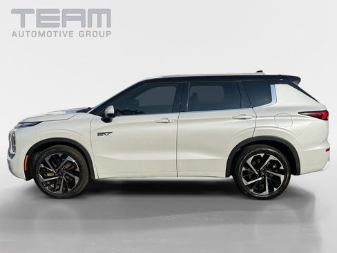 Used 2023 Mitsubishi Outlander SEL AWD/4WD image 4