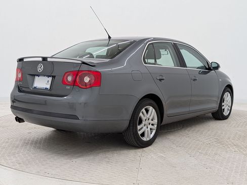 Used 2007 Volkswagen Jetta Wolfsburg Edition image 9