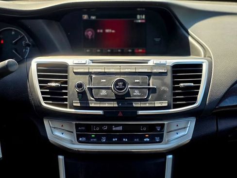 Used 2015 Honda Accord Sport image 26