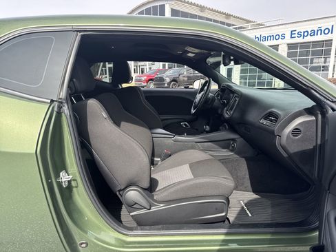 Used 2021 Dodge Challenger R/T w/ Blacktop Package image 32