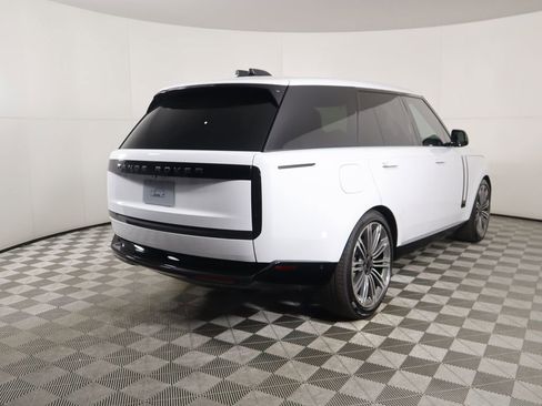 New 2026 Land Rover Range Rover SE AWD/4WD image 5