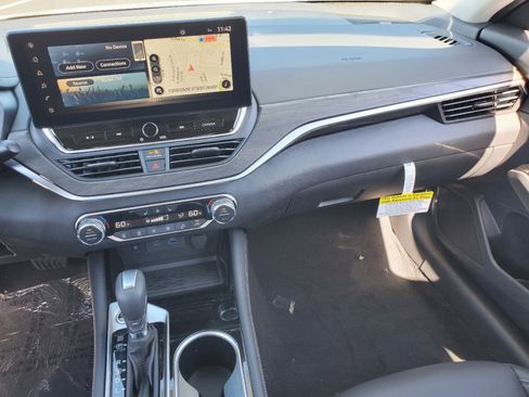 New 2025 Nissan Altima 2.5 SL image 25