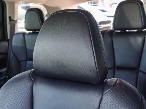 Used 2022 Subaru Ascent Limited w/ Technology Package image 24