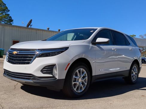 Certified 2023 Chevrolet Equinox LT FWD image 8