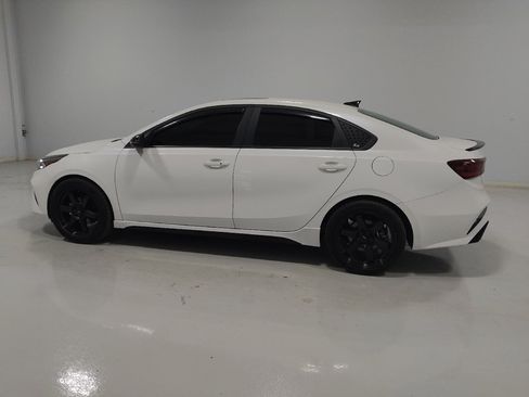 Used 2023 Kia Forte GT-Line w/ GT-Line Premium Package FWD image 3