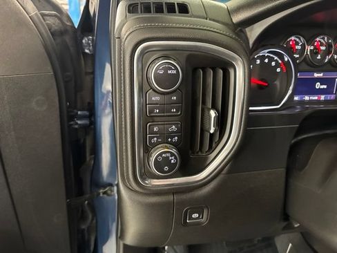 Used 2021 Chevrolet Silverado 1500 LT Trail Boss w/ Bed Protection Package AWD/4WD image 47